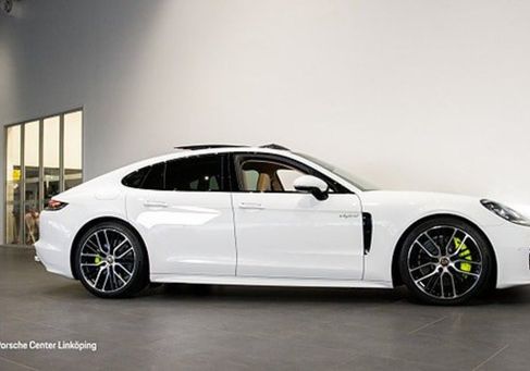 Porsche Panamera, 2024