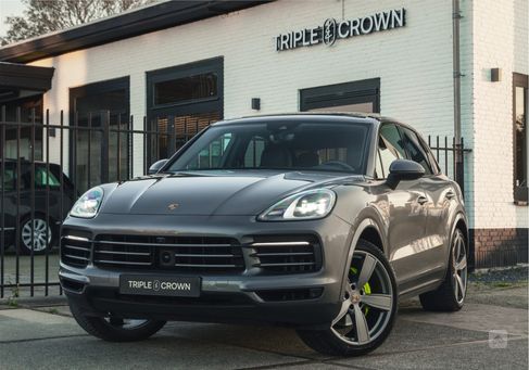 Porsche Cayenne, 2022