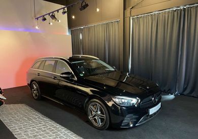Mercedes-Benz E 300, 2021