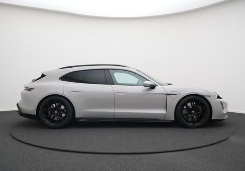 Porsche Taycan, 2023