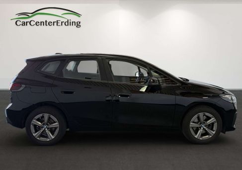 BMW 220, 2023 3