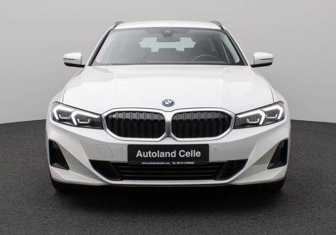 BMW 320, 2022