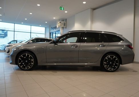 BMW 330, 2026 3