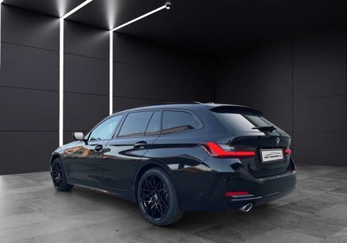 BMW 318, 2022