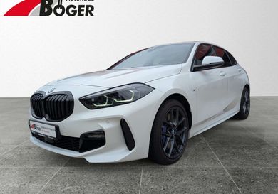 BMW 118, 2023