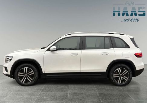 Mercedes-Benz GLB 200, 2022