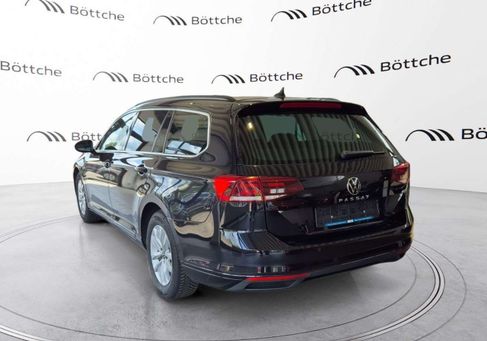 Volkswagen Passat Variant, 2023 3