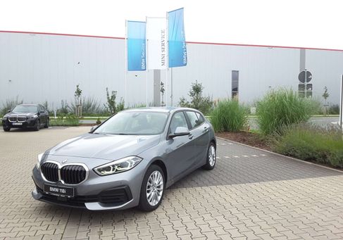 BMW 118, 2022
