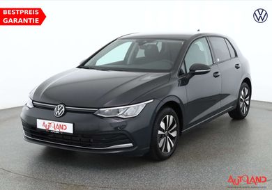 Volkswagen Golf, 2024