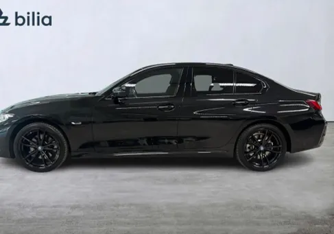 BMW 330, 2023 3