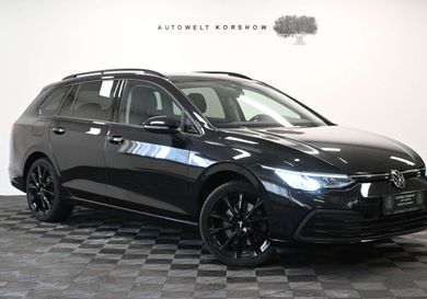 Volkswagen Golf, 2022
