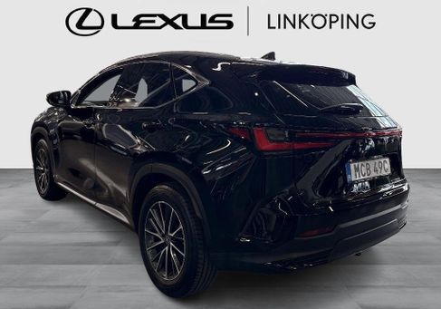Lexus NX, 2025