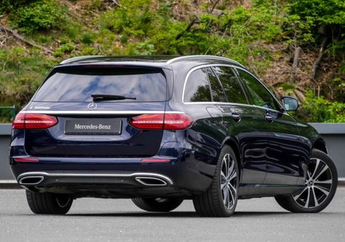 Mercedes-Benz E 300, 2021