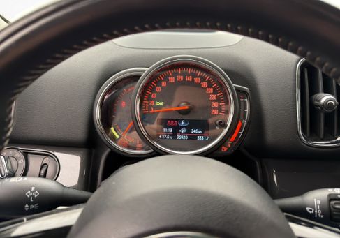 MINI, 2018