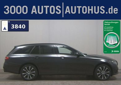 Mercedes-Benz E 300, 2022