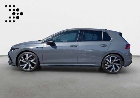 Volkswagen Golf, 2024 3
