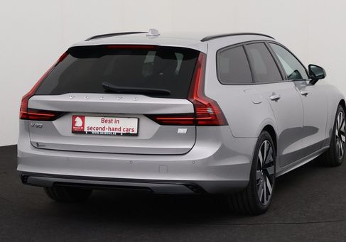 Volvo V90, 2024 3