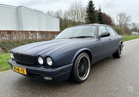 Jaguar XJ, 1995