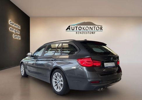 BMW 330, 2019 3