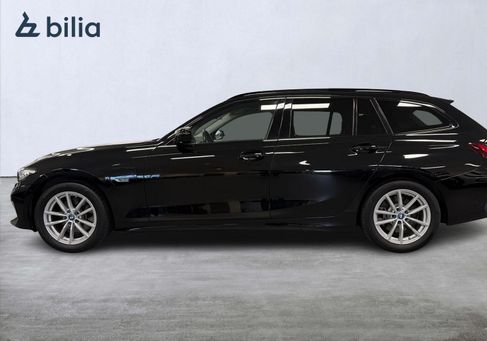 BMW 330, 2023 3