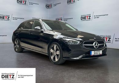 Mercedes-Benz C 300, 2022