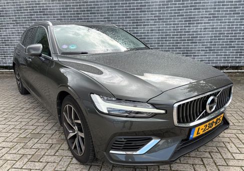 Volvo V60, 2020 3