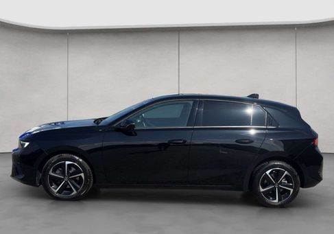 Opel Astra, 2025