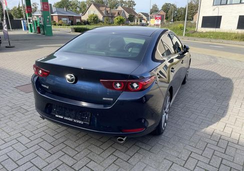 Mazda 3, 2023