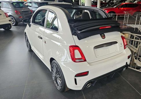 Abarth 595C, 2023