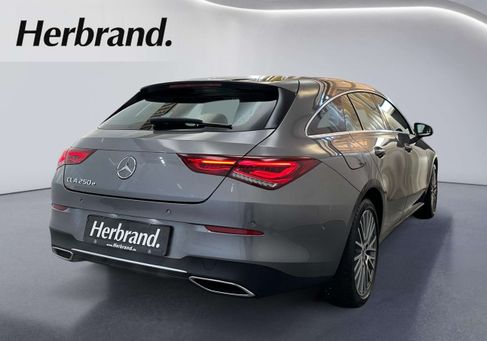 Mercedes-Benz CLA 250, 2022