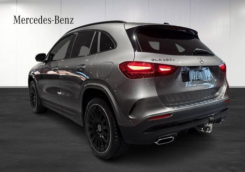 Mercedes-Benz GLA 250, 2027 3