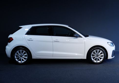 Audi A1, 2023