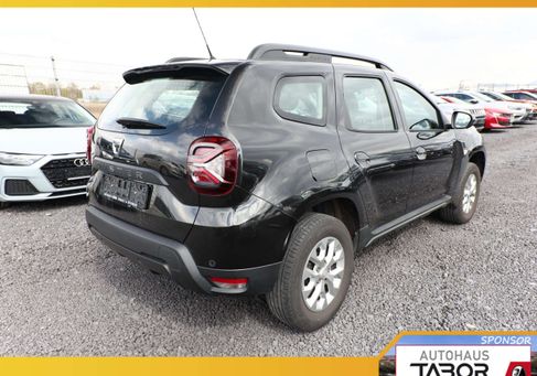 Dacia Duster, 2022 3