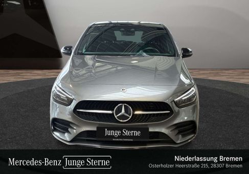 Mercedes-Benz B 200, 2021