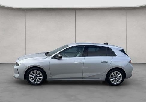 Opel Astra, 2023