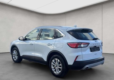 Ford Kuga, 2022