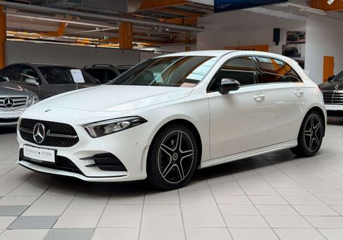 Mercedes-Benz A 200, 2022