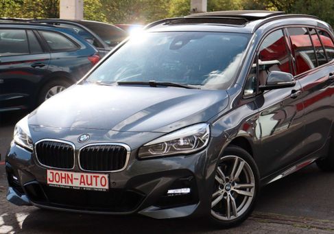 BMW 220, 2021