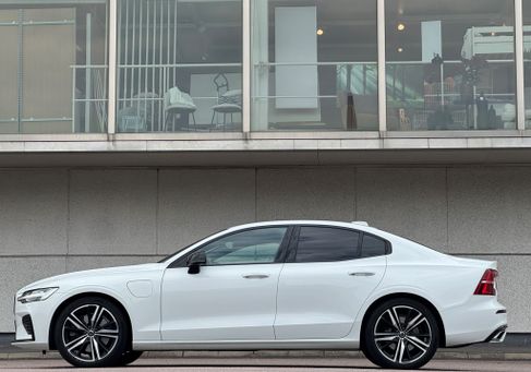 Volvo S60, 2020