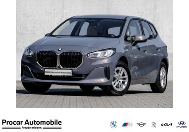 BMW 216, 2023