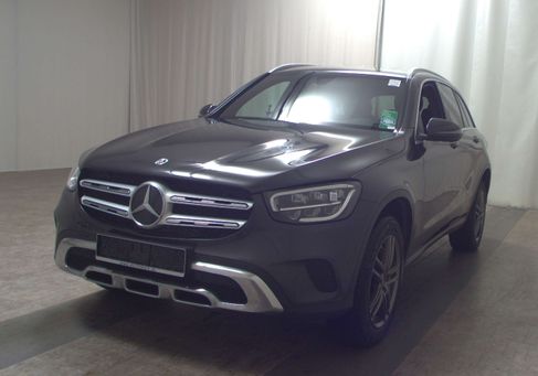 Mercedes-Benz GLC 300, 2022