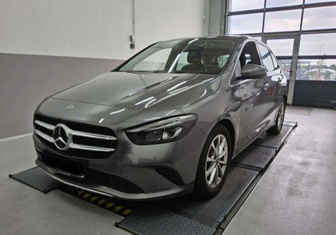 Mercedes-Benz B 200, 2020
