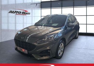 Ford Kuga, 2022
