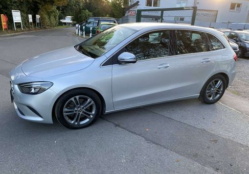 Mercedes-Benz B 220, 2019 3