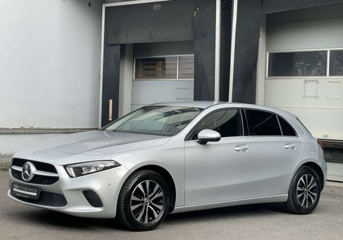 Mercedes-Benz A 200, 2022