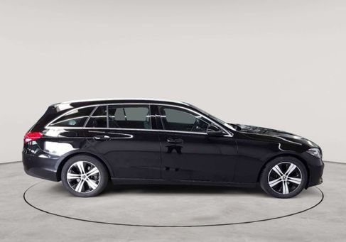 Mercedes-Benz C 220, 2023 3