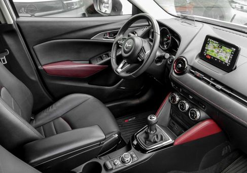 Mazda CX-3, 2018