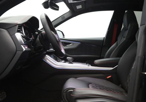 Audi Q8, 2025 2