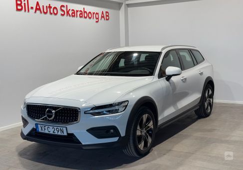 Volvo V60 Cross Country, 2021