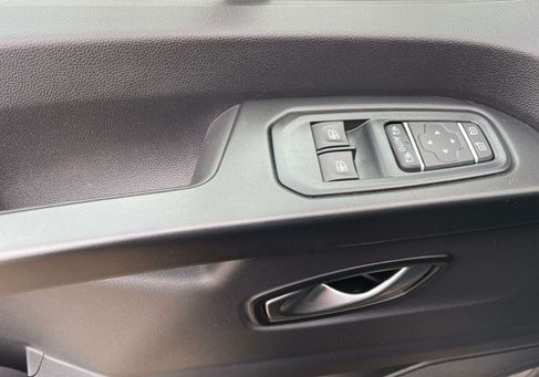 Nissan Primastar, 2024 3